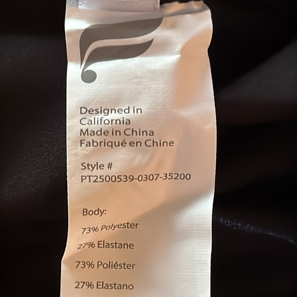 Fabletics Anywhere Shine Motion365+ Split Hem Legging - Picture 9 of 13